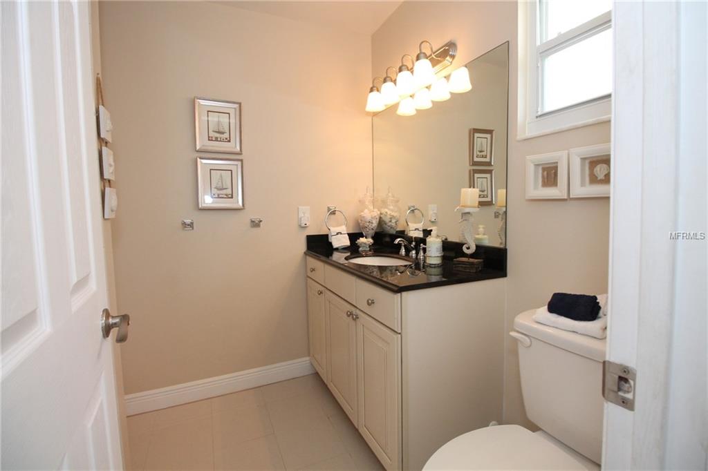 3976 LAKESIDE ROAD, SARASOTA, Florida 34232, 2 Bedrooms Bedrooms, 7 Rooms Rooms,2 BathroomsBathrooms,Residential,For sale,LAKESIDE,A4201697