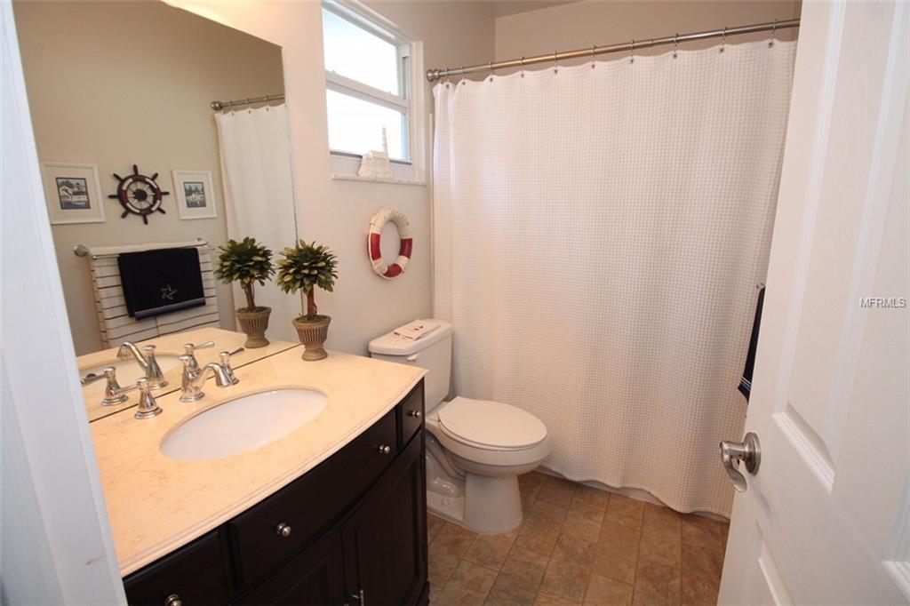 3976 LAKESIDE ROAD, SARASOTA, Florida 34232, 2 Bedrooms Bedrooms, 7 Rooms Rooms,2 BathroomsBathrooms,Residential,For sale,LAKESIDE,A4201697