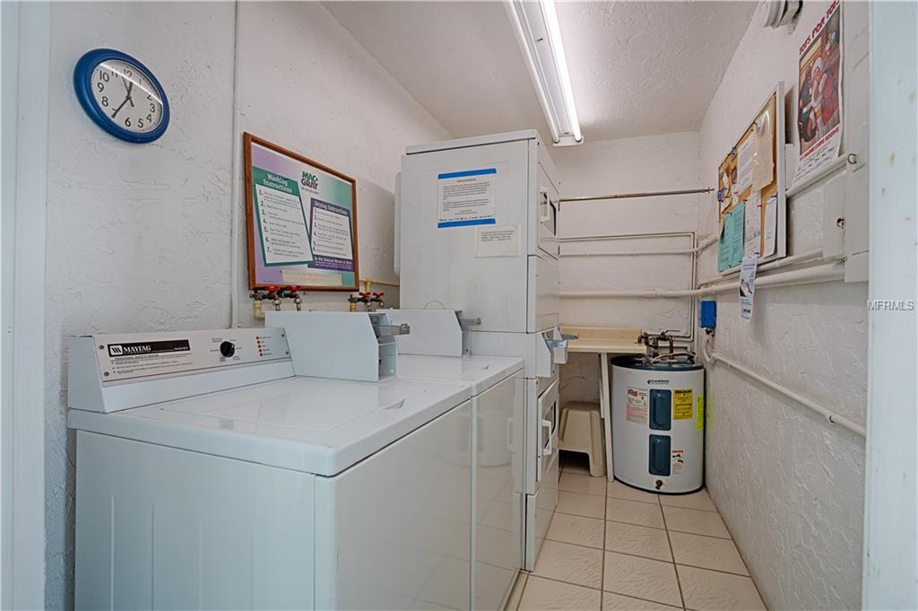 661 POINSETTIA AVENUE, CLEARWATER BEACH, Florida 33767, 2 Bedrooms Bedrooms, 4 Rooms Rooms,2 BathroomsBathrooms,Residential,For sale,POINSETTIA,U7841204