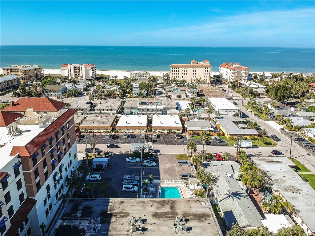 661 POINSETTIA AVENUE, CLEARWATER BEACH, Florida 33767, 2 Bedrooms Bedrooms, 4 Rooms Rooms,2 BathroomsBathrooms,Residential,For sale,POINSETTIA,U7841204