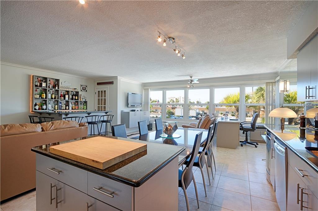 661 POINSETTIA AVENUE, CLEARWATER BEACH, Florida 33767, 2 Bedrooms Bedrooms, 4 Rooms Rooms,2 BathroomsBathrooms,Residential,For sale,POINSETTIA,U7841204