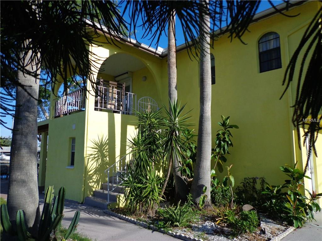 13519 OUTBOARD COURT, HUDSON, Florida 34667, 4 Bedrooms Bedrooms, 10 Rooms Rooms,3 BathroomsBathrooms,Residential,For sale,OUTBOARD,W7636367