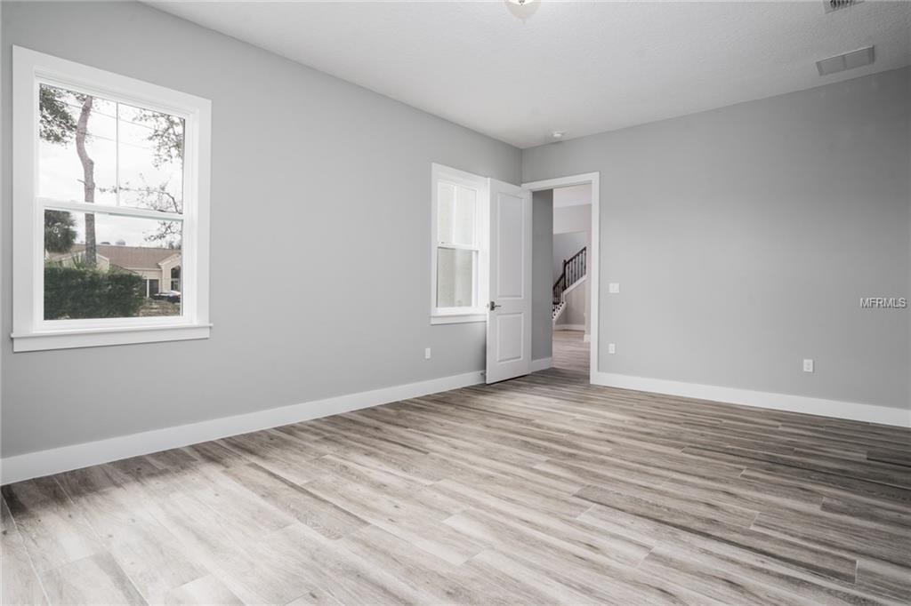 480 LAKE ROAD, LAKE MARY, Florida 32746, 4 Bedrooms Bedrooms, 10 Rooms Rooms,3 BathroomsBathrooms,Residential,For sale,LAKE,O5560406