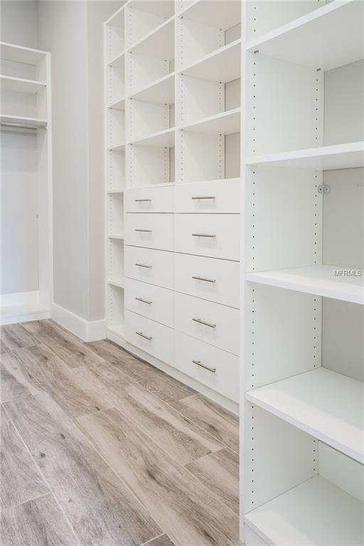 480 LAKE ROAD, LAKE MARY, Florida 32746, 4 Bedrooms Bedrooms, 10 Rooms Rooms,3 BathroomsBathrooms,Residential,For sale,LAKE,O5560406