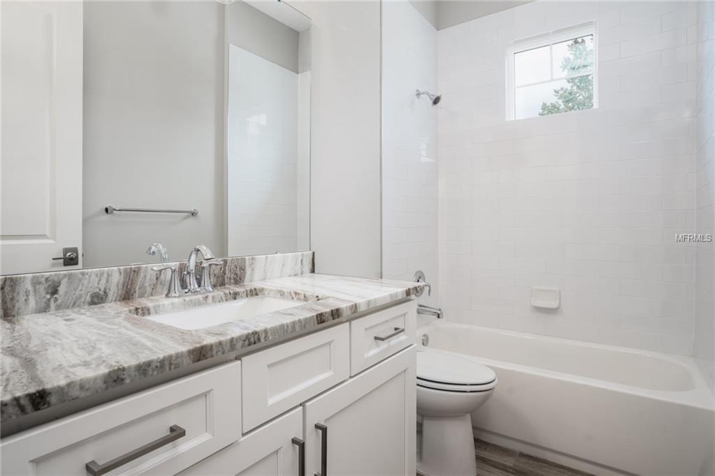 480 LAKE ROAD, LAKE MARY, Florida 32746, 4 Bedrooms Bedrooms, 10 Rooms Rooms,3 BathroomsBathrooms,Residential,For sale,LAKE,O5560406