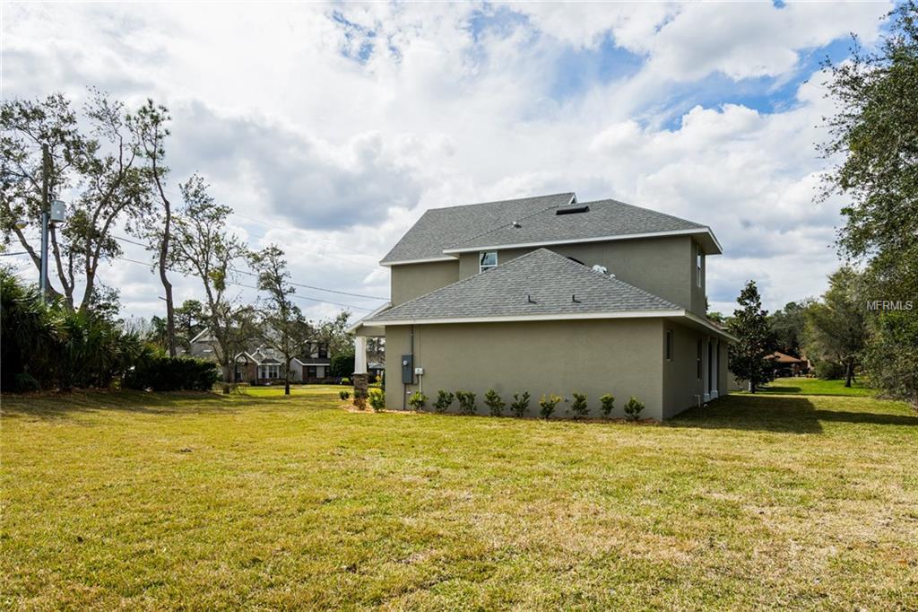 480 LAKE ROAD, LAKE MARY, Florida 32746, 4 Bedrooms Bedrooms, 10 Rooms Rooms,3 BathroomsBathrooms,Residential,For sale,LAKE,O5560406