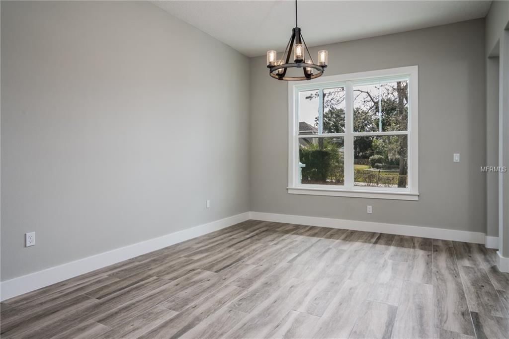 480 LAKE ROAD, LAKE MARY, Florida 32746, 4 Bedrooms Bedrooms, 10 Rooms Rooms,3 BathroomsBathrooms,Residential,For sale,LAKE,O5560406