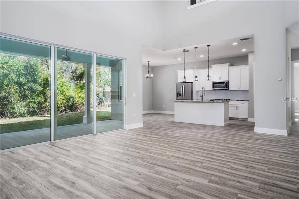 480 LAKE ROAD, LAKE MARY, Florida 32746, 4 Bedrooms Bedrooms, 10 Rooms Rooms,3 BathroomsBathrooms,Residential,For sale,LAKE,O5560406