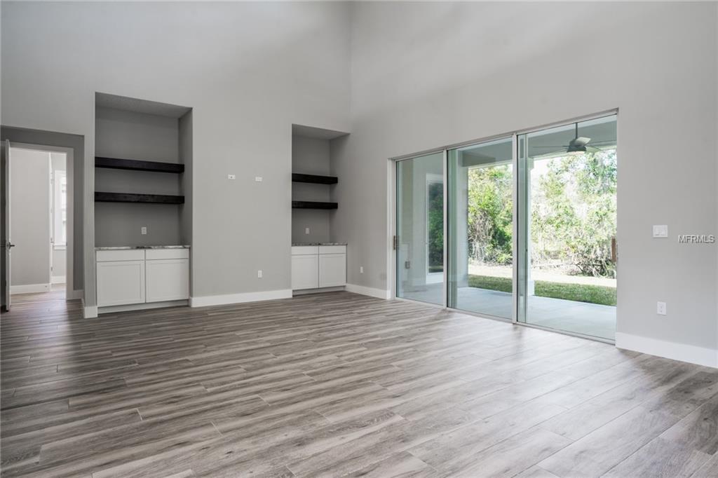 480 LAKE ROAD, LAKE MARY, Florida 32746, 4 Bedrooms Bedrooms, 10 Rooms Rooms,3 BathroomsBathrooms,Residential,For sale,LAKE,O5560406