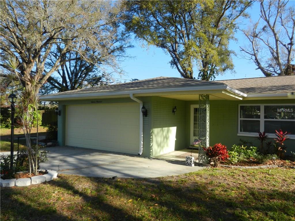 1600 FRUITWOOD DRIVE, CLEARWATER, Florida 33756, 3 Bedrooms Bedrooms, 7 Rooms Rooms,3 BathroomsBathrooms,Residential,For sale,FRUITWOOD,T2927722