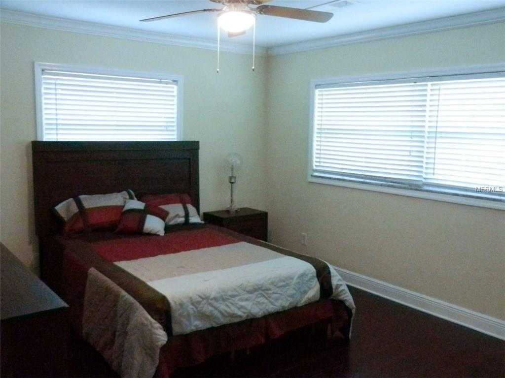 1600 FRUITWOOD DRIVE, CLEARWATER, Florida 33756, 3 Bedrooms Bedrooms, 7 Rooms Rooms,3 BathroomsBathrooms,Residential,For sale,FRUITWOOD,T2927722