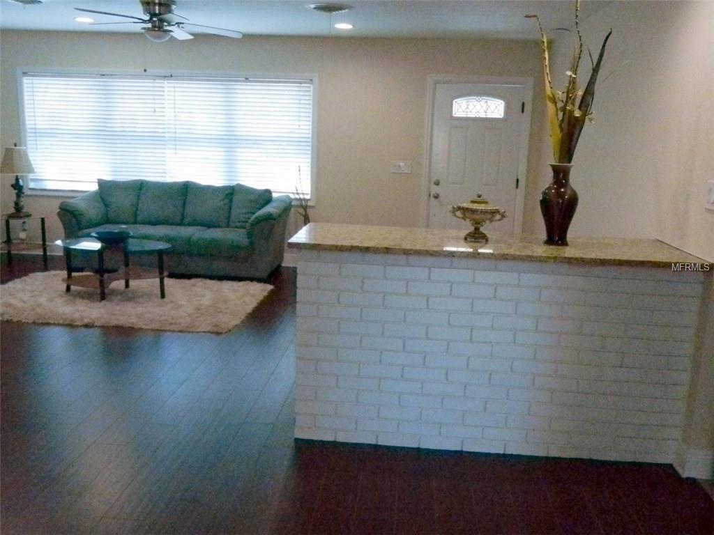 1600 FRUITWOOD DRIVE, CLEARWATER, Florida 33756, 3 Bedrooms Bedrooms, 7 Rooms Rooms,3 BathroomsBathrooms,Residential,For sale,FRUITWOOD,T2927722