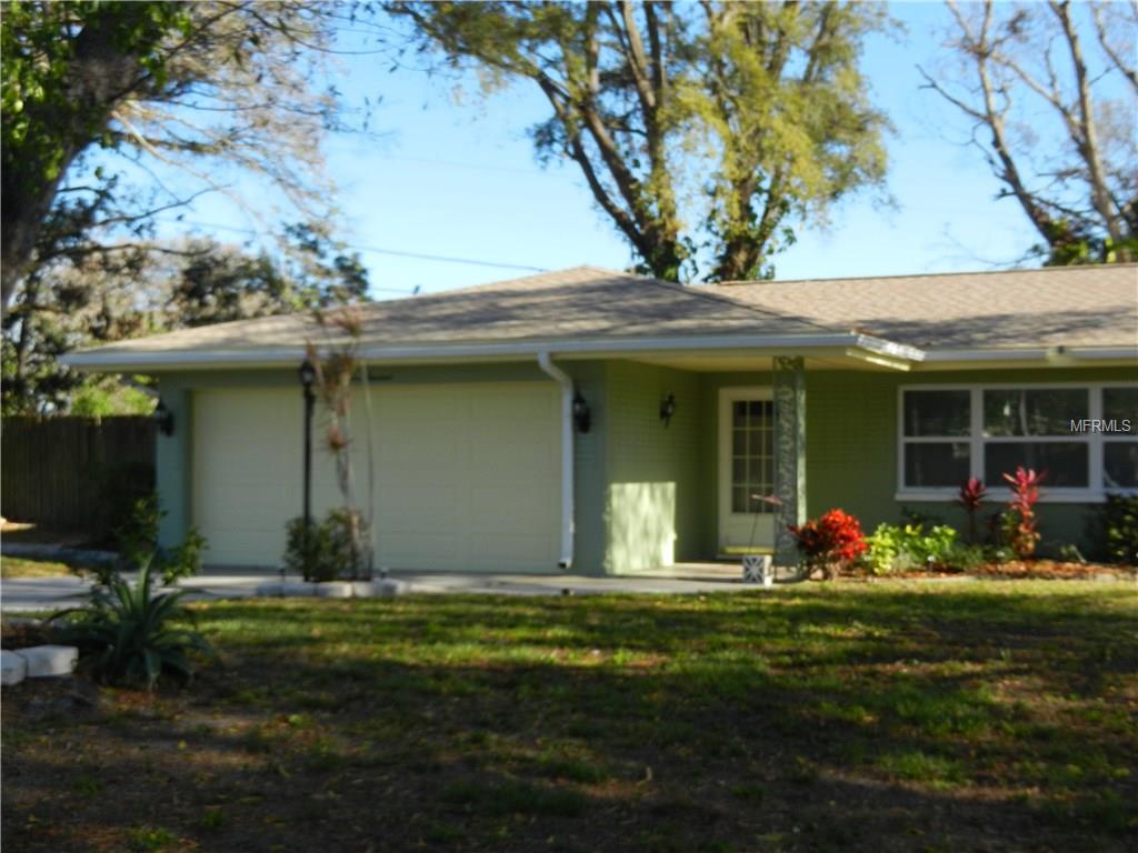 1600 FRUITWOOD DRIVE, CLEARWATER, Florida 33756, 3 Bedrooms Bedrooms, 7 Rooms Rooms,3 BathroomsBathrooms,Residential,For sale,FRUITWOOD,T2927722