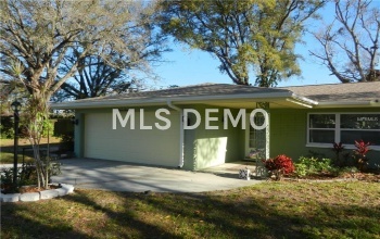 1600 FRUITWOOD DRIVE, CLEARWATER, Florida 33756, 3 Bedrooms Bedrooms, 7 Rooms Rooms,3 BathroomsBathrooms,Residential,For sale,FRUITWOOD,T2927722