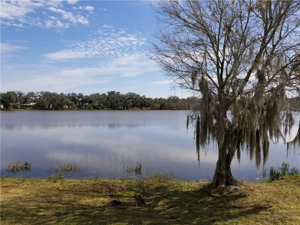 2472 LAKE WOODBERRY CIRCLE, BRANDON, Florida 33510, 2 Bedrooms Bedrooms, 6 Rooms Rooms,1 BathroomBathrooms,Residential,For sale,LAKE WOODBERRY,T2928285