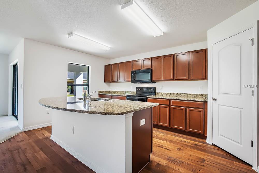 11823 WINTERSET COVE DRIVE, RIVERVIEW, Florida 33579, 5 Bedrooms Bedrooms, 7 Rooms Rooms,3 BathroomsBathrooms,Residential,For sale,WINTERSET COVE,T2928416