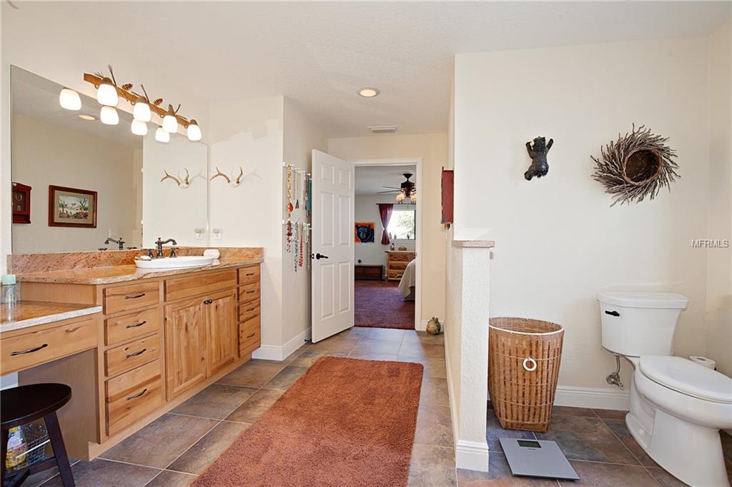 16821 150TH AVENUE ROAD, WEIRSDALE, Florida 32195, 3 Bedrooms Bedrooms, 10 Rooms Rooms,3 BathroomsBathrooms,Residential,For sale,150TH AVENUE,G4848920