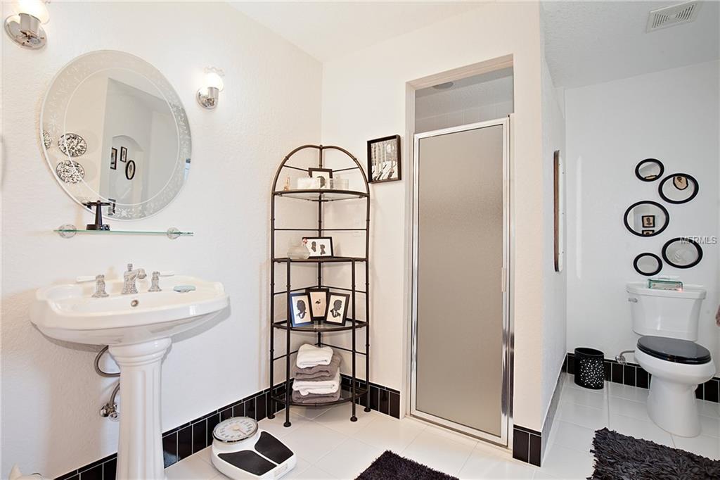 16821 150TH AVENUE ROAD, WEIRSDALE, Florida 32195, 3 Bedrooms Bedrooms, 10 Rooms Rooms,3 BathroomsBathrooms,Residential,For sale,150TH AVENUE,G4848920