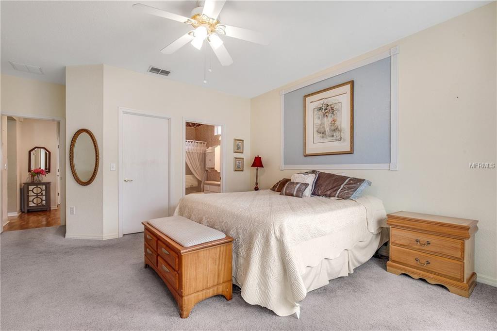 9476 SE 132 LOOP, SUMMERFIELD, Florida 34491, 2 Bedrooms Bedrooms, 5 Rooms Rooms,2 BathroomsBathrooms,Residential,For sale,132,G4851501