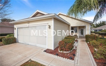 9476 SE 132 LOOP, SUMMERFIELD, Florida 34491, 2 Bedrooms Bedrooms, 5 Rooms Rooms,2 BathroomsBathrooms,Residential,For sale,132,G4851501