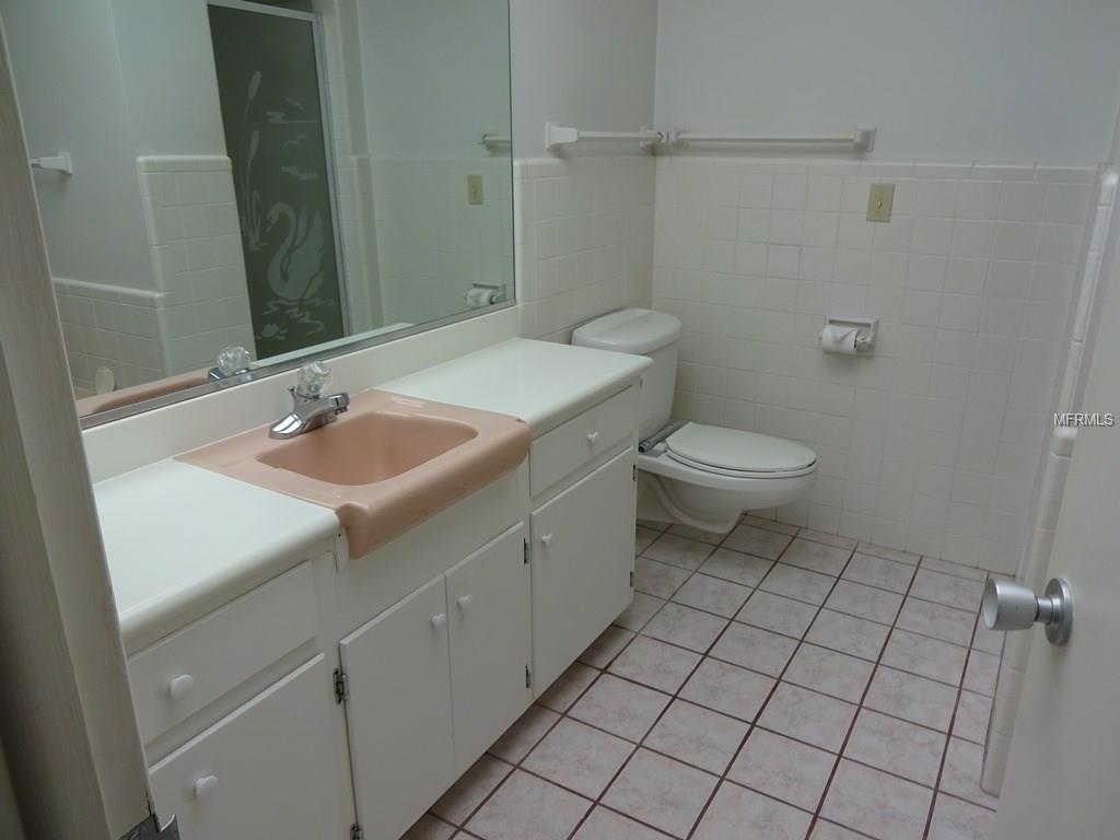 615 10TH AVENUE NE, ST PETERSBURG, Florida 33701, 1 Bedroom Bedrooms, 3 Rooms Rooms,1 BathroomBathrooms,Residential,For sale,10TH,U7845082