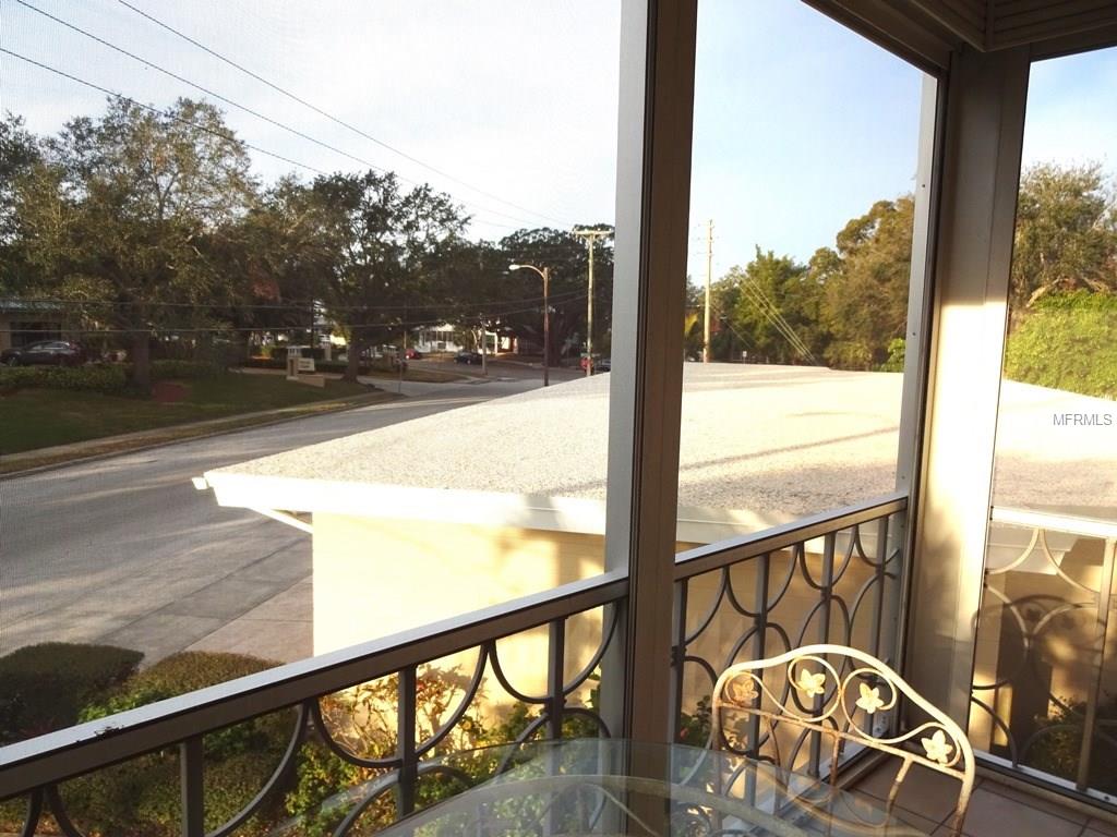 615 10TH AVENUE NE, ST PETERSBURG, Florida 33701, 1 Bedroom Bedrooms, 3 Rooms Rooms,1 BathroomBathrooms,Residential,For sale,10TH,U7845082