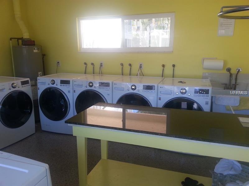 615 10TH AVENUE NE, ST PETERSBURG, Florida 33701, 1 Bedroom Bedrooms, 3 Rooms Rooms,1 BathroomBathrooms,Residential,For sale,10TH,U7845082