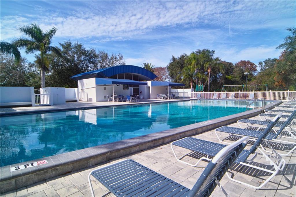 5749 CARRIAGE DR, SARASOTA, Florida 34243, 3 Bedrooms Bedrooms, 8 Rooms Rooms,2 BathroomsBathrooms,Residential,For sale,CARRIAGE DR,A4208474