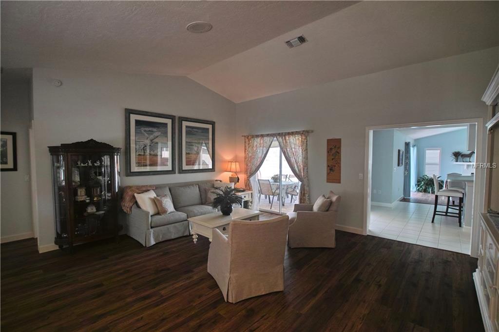 5749 CARRIAGE DR, SARASOTA, Florida 34243, 3 Bedrooms Bedrooms, 8 Rooms Rooms,2 BathroomsBathrooms,Residential,For sale,CARRIAGE DR,A4208474