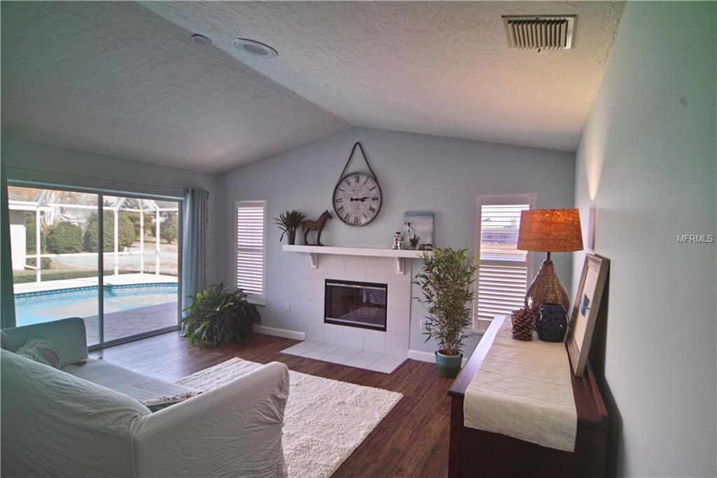 5749 CARRIAGE DR, SARASOTA, Florida 34243, 3 Bedrooms Bedrooms, 8 Rooms Rooms,2 BathroomsBathrooms,Residential,For sale,CARRIAGE DR,A4208474