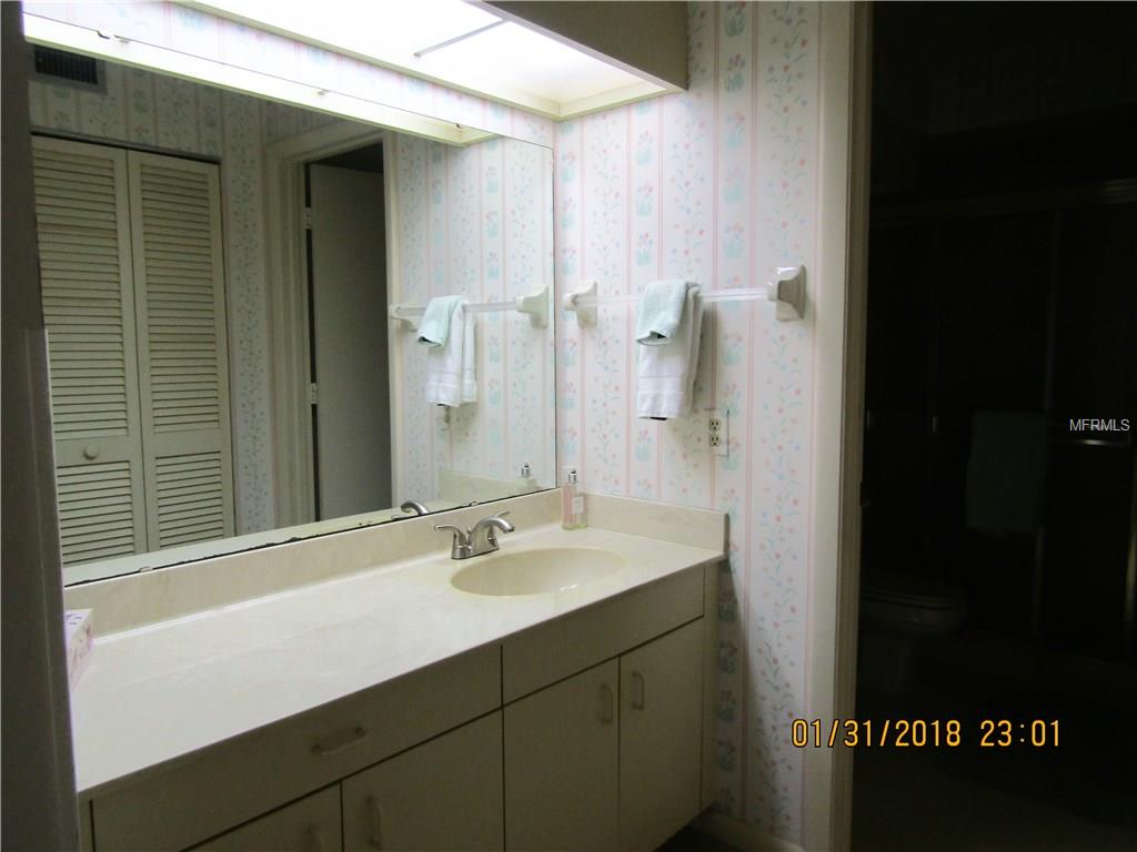 4789 WINSLOW BEACON, SARASOTA, Florida 34235, 2 Bedrooms Bedrooms, 5 Rooms Rooms,2 BathroomsBathrooms,Residential,For sale,WINSLOW BEACON,A4209120