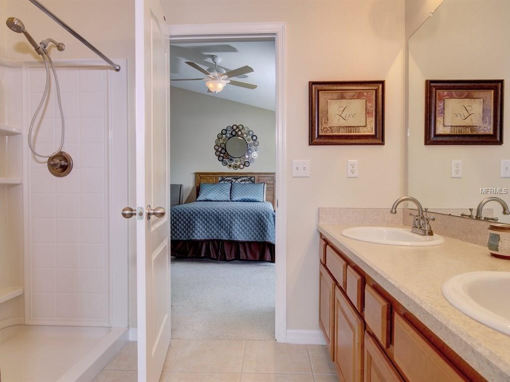 6832 BREEZY PALM DRIVE, RIVERVIEW, Florida 33578, 3 Bedrooms Bedrooms, 6 Rooms Rooms,2 BathroomsBathrooms,Residential,For sale,BREEZY PALM,T2928140