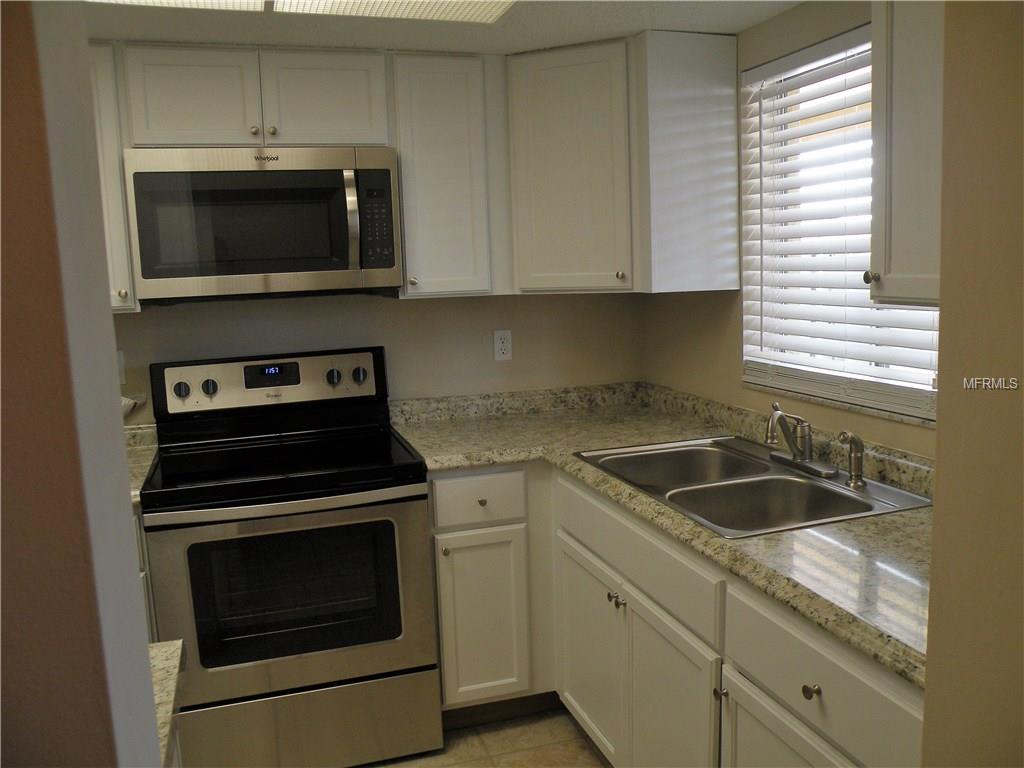 3768 LAKE BAYSHORE DRIVE, BRADENTON, Florida 34205, 2 Bedrooms Bedrooms, 3 Rooms Rooms,1 BathroomBathrooms,Residential,For sale,LAKE BAYSHORE,A4184905