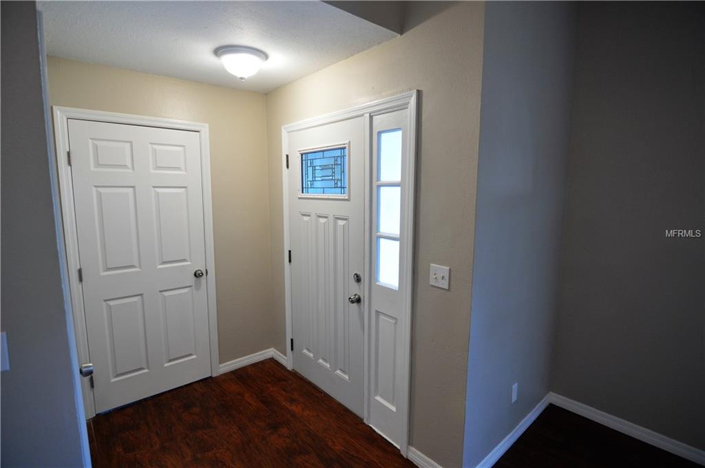 1823 COYOTE PLACE, BRANDON, Florida 33511, 3 Bedrooms Bedrooms, 6 Rooms Rooms,2 BathroomsBathrooms,Residential,For sale,COYOTE,E2205156