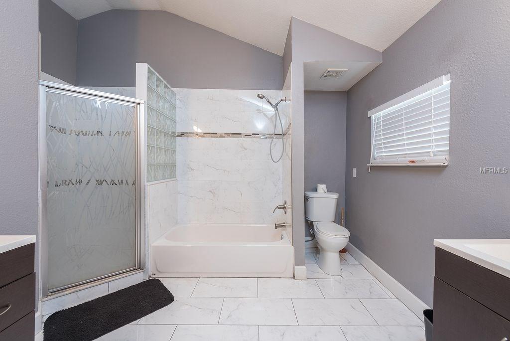 805 E EMMA STREET, TAMPA, Florida 33603, 4 Bedrooms Bedrooms, 3 Rooms Rooms,3 BathroomsBathrooms,Residential,For sale,EMMA,T2913997