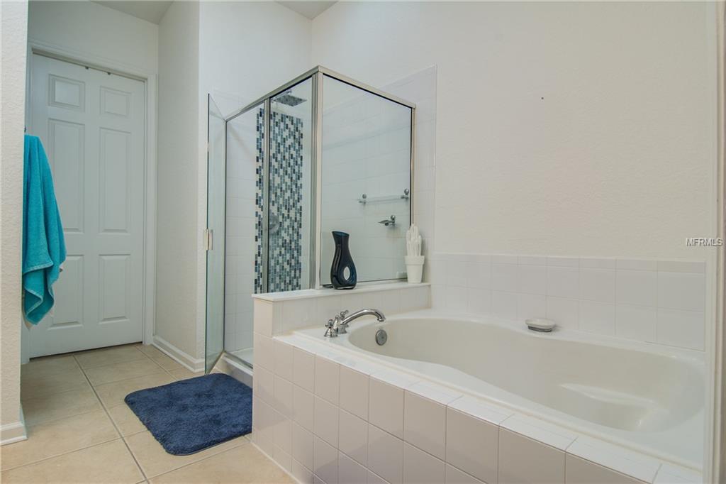 ORLANDO, Florida 32835, 3 Bedrooms Bedrooms, 5 Rooms Rooms,2 BathroomsBathrooms,Residential,For sale,O5553302