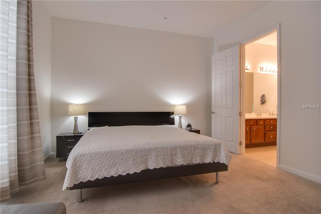 ORLANDO, Florida 32835, 3 Bedrooms Bedrooms, 5 Rooms Rooms,2 BathroomsBathrooms,Residential,For sale,O5553302