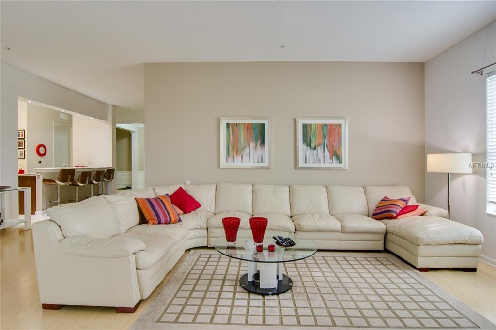 ORLANDO, Florida 32835, 3 Bedrooms Bedrooms, 5 Rooms Rooms,2 BathroomsBathrooms,Residential,For sale,O5553302