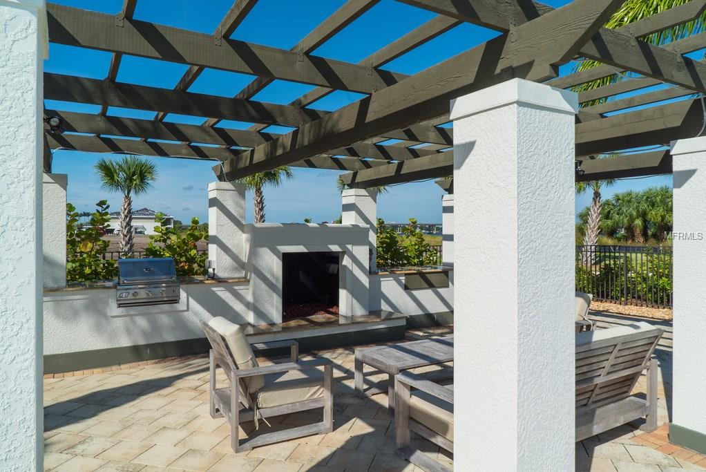 5201 LAKE OVERLOOK AVENUE, BRADENTON, Florida 34208, 4 Bedrooms Bedrooms, 7 Rooms Rooms,3 BathroomsBathrooms,Residential,For sale,LAKE OVERLOOK,A4208821