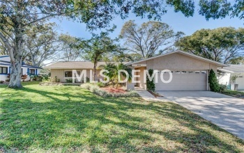 2310 MALCOLM DRIVE, PALM HARBOR, Florida 34684, 2 Bedrooms Bedrooms, 3 Rooms Rooms,2 BathroomsBathrooms,Residential,For sale,MALCOLM,U7846662