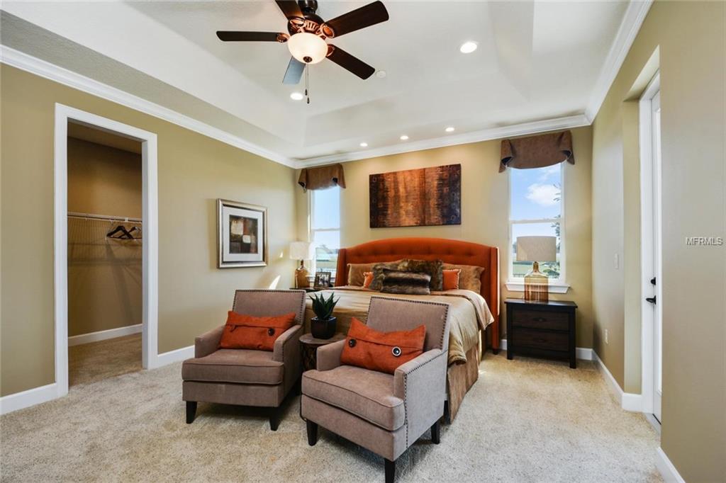 2405 CHATEAU LOOP, KISSIMMEE, Florida 34741, 4 Bedrooms Bedrooms, 3 Rooms Rooms,2 BathroomsBathrooms,Residential,For sale,CHATEAU,O5561358