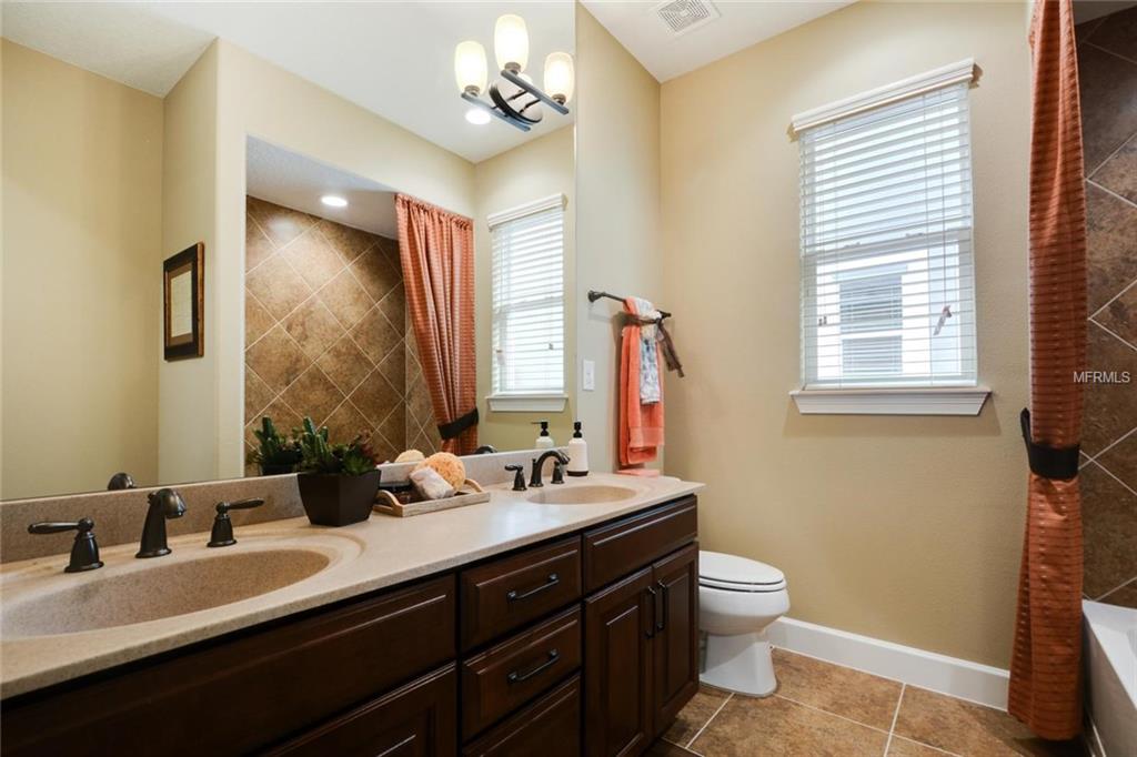 2405 CHATEAU LOOP, KISSIMMEE, Florida 34741, 4 Bedrooms Bedrooms, 3 Rooms Rooms,2 BathroomsBathrooms,Residential,For sale,CHATEAU,O5561358