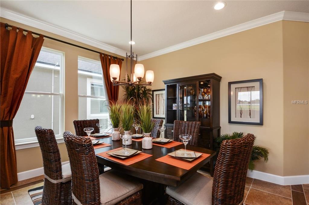 2405 CHATEAU LOOP, KISSIMMEE, Florida 34741, 4 Bedrooms Bedrooms, 3 Rooms Rooms,2 BathroomsBathrooms,Residential,For sale,CHATEAU,O5561358