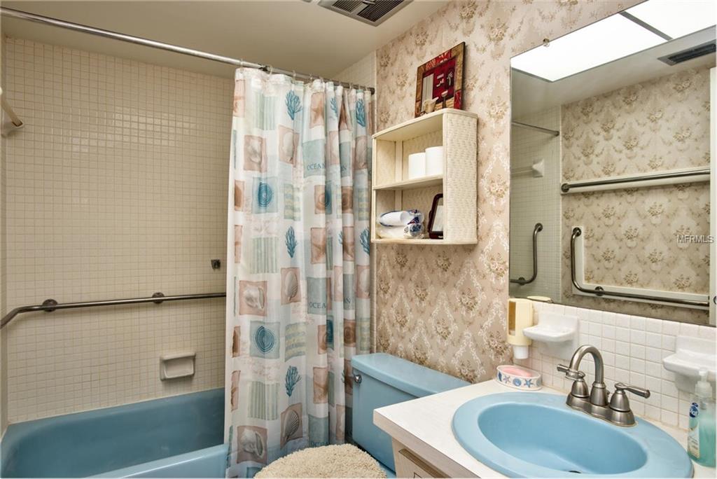 2003 GREENBRIAR BOULEVARD, CLEARWATER, Florida 33763, 2 Bedrooms Bedrooms, 3 Rooms Rooms,1 BathroomBathrooms,Residential,For sale,GREENBRIAR,U7847504