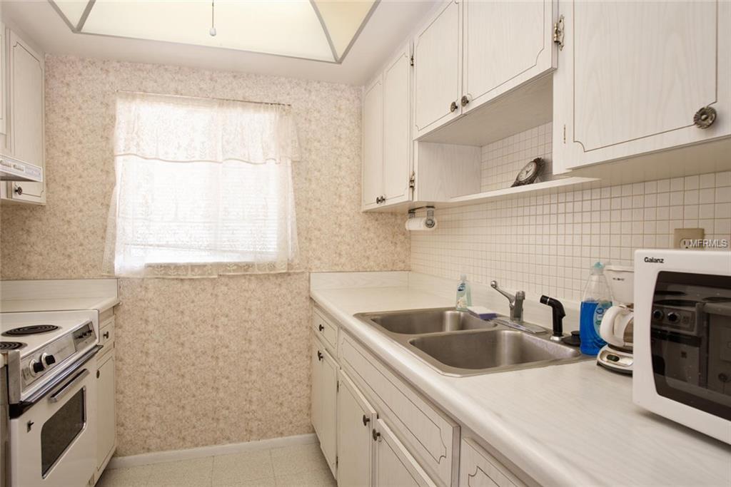 2003 GREENBRIAR BOULEVARD, CLEARWATER, Florida 33763, 2 Bedrooms Bedrooms, 3 Rooms Rooms,1 BathroomBathrooms,Residential,For sale,GREENBRIAR,U7847504