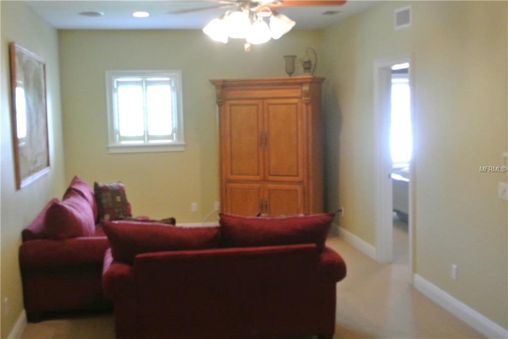 3143 PINEVIEW DRIVE, HOLIDAY, Florida 34691, 4 Bedrooms Bedrooms, 5 Rooms Rooms,4 BathroomsBathrooms,Residential,For sale,PINEVIEW,O5526804