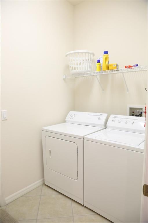 12143 PUTTER GREEN COURT, NEW PORT RICHEY, Florida 34654, 3 Bedrooms Bedrooms, 7 Rooms Rooms,2 BathroomsBathrooms,Residential,For sale,PUTTER GREEN,W7634272