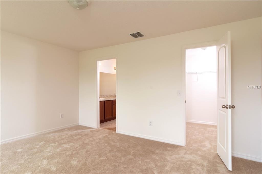 5543 MAGGIORE BOULEVARD, LAKELAND, Florida 33805, 3 Bedrooms Bedrooms, 3 Rooms Rooms,2 BathroomsBathrooms,Residential,For sale,MAGGIORE,T2917964