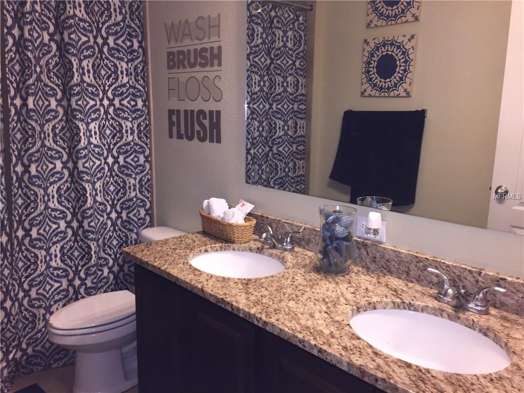 2881 MOONSTONE BEND, KISSIMMEE, Florida 34758, 3 Bedrooms Bedrooms, 7 Rooms Rooms,2 BathroomsBathrooms,Residential,For sale,MOONSTONE,O5559347