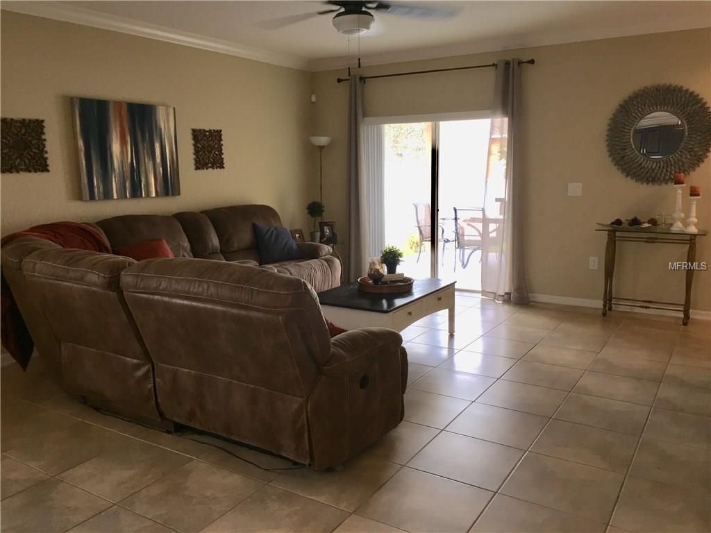 2881 MOONSTONE BEND, KISSIMMEE, Florida 34758, 3 Bedrooms Bedrooms, 7 Rooms Rooms,2 BathroomsBathrooms,Residential,For sale,MOONSTONE,O5559347